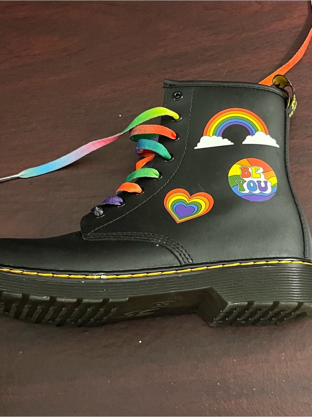 Dr Martens Unisex 1460 Y Pride Rainbow Combat Boot Black Leather Women’s Sz 5 - Picture 4 of 5